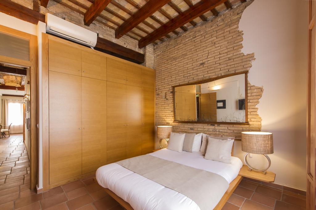 Sueca Apartment With Terrace Ruzafa Mid-Term Valencia Exterior foto